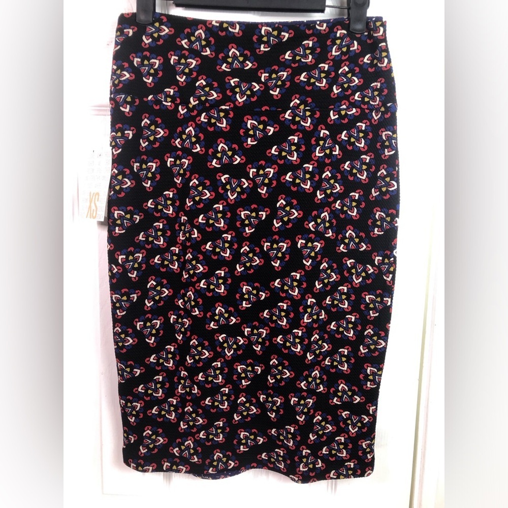 LuLaRoe Black Pencil Skirt with Multi-Color Heart Motif - Picture 2 of 6